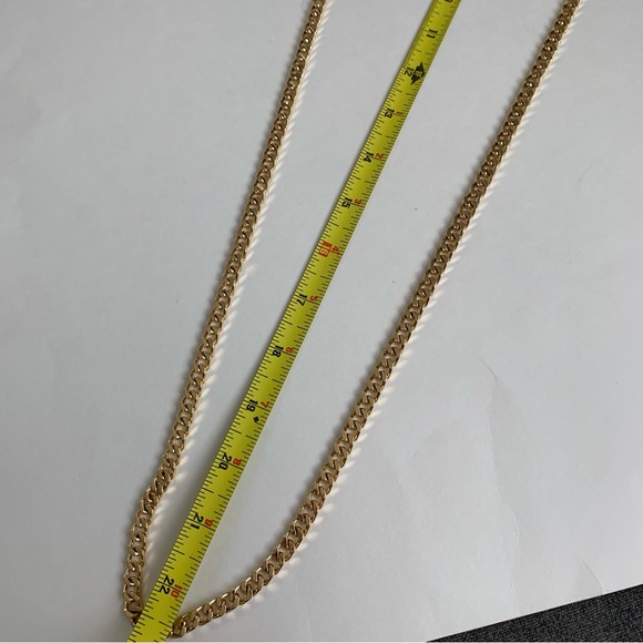 PRELOVED VINCE CAMUTO CROSSBODY GOLD CHAIN - Picture 8 of 8